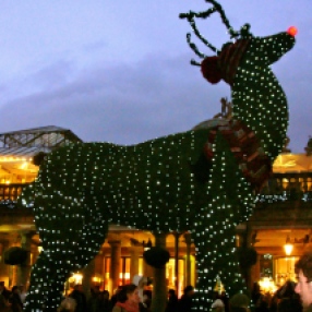 Giant Reindeer, Covent Garden